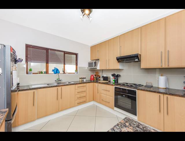 3 BEDROOM DUPLEX FOR SALE IN RIETVLEI RIDGE COUNTRY ESTATE